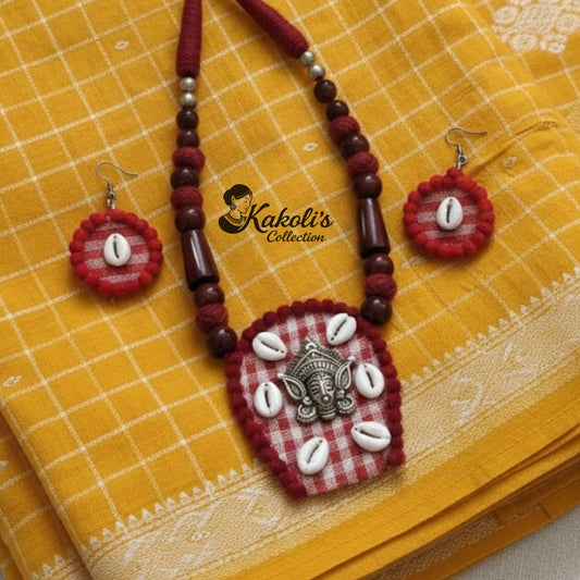 Devi Shankh Cowrie Necklace & Earrings Set