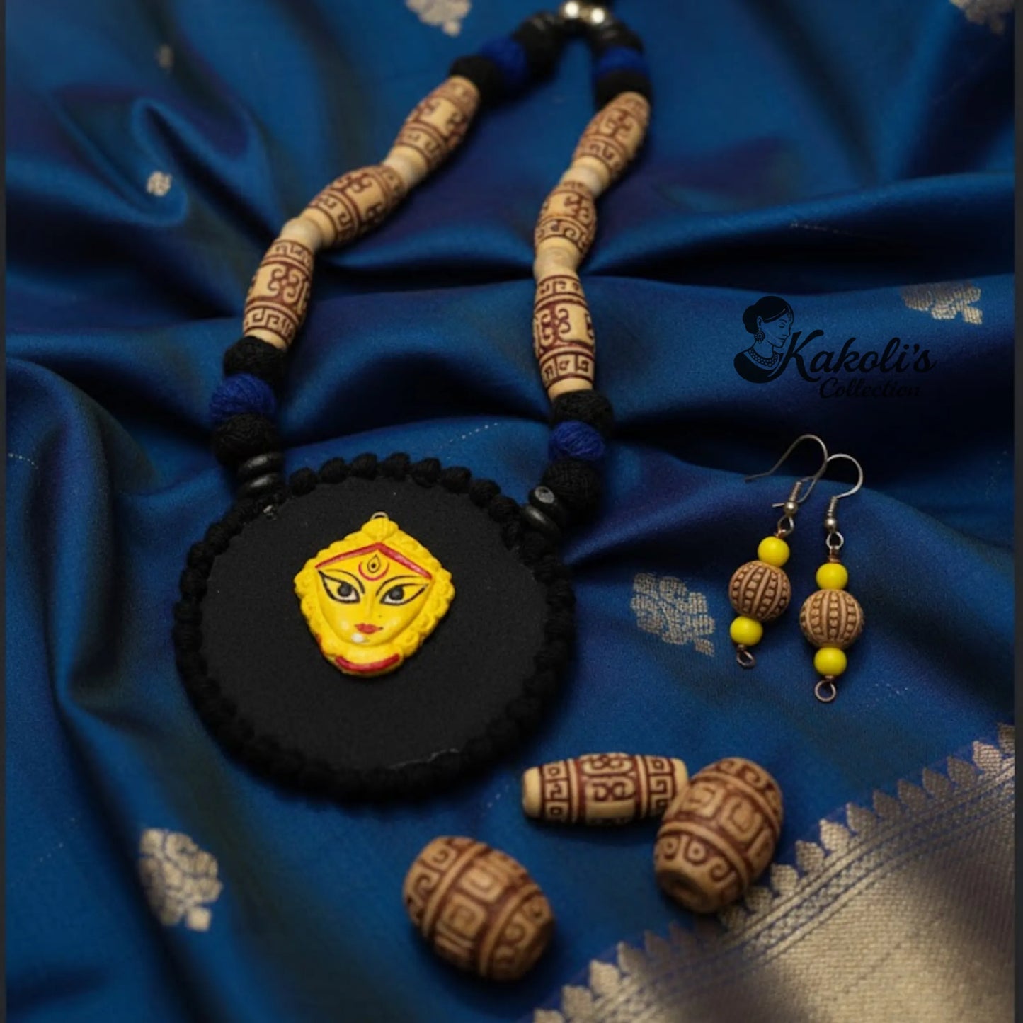 Shyama Devi Fabric & Wood Necklace Set