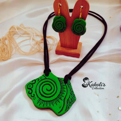 Spiral Aura Terracotta Necklace & Earrings Set