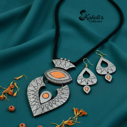 Mystic Heart Terracotta Necklace & Earrings Set