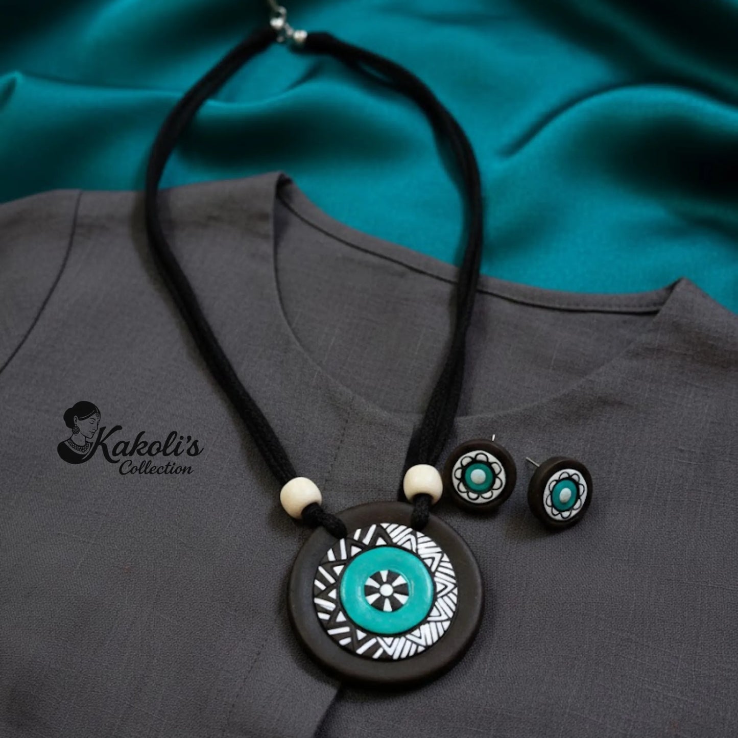 Urban Zenith Terracotta Necklace & Earrings Set