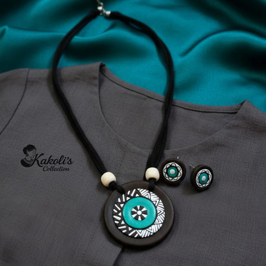 Urban Zenith Terracotta Necklace & Earrings Set